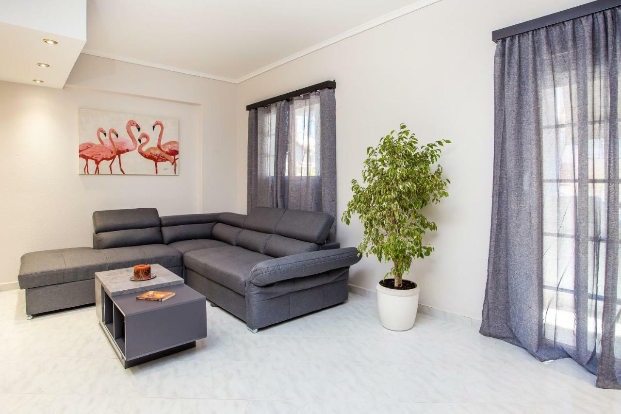 Flora'S Place Rhodes City 外观 照片